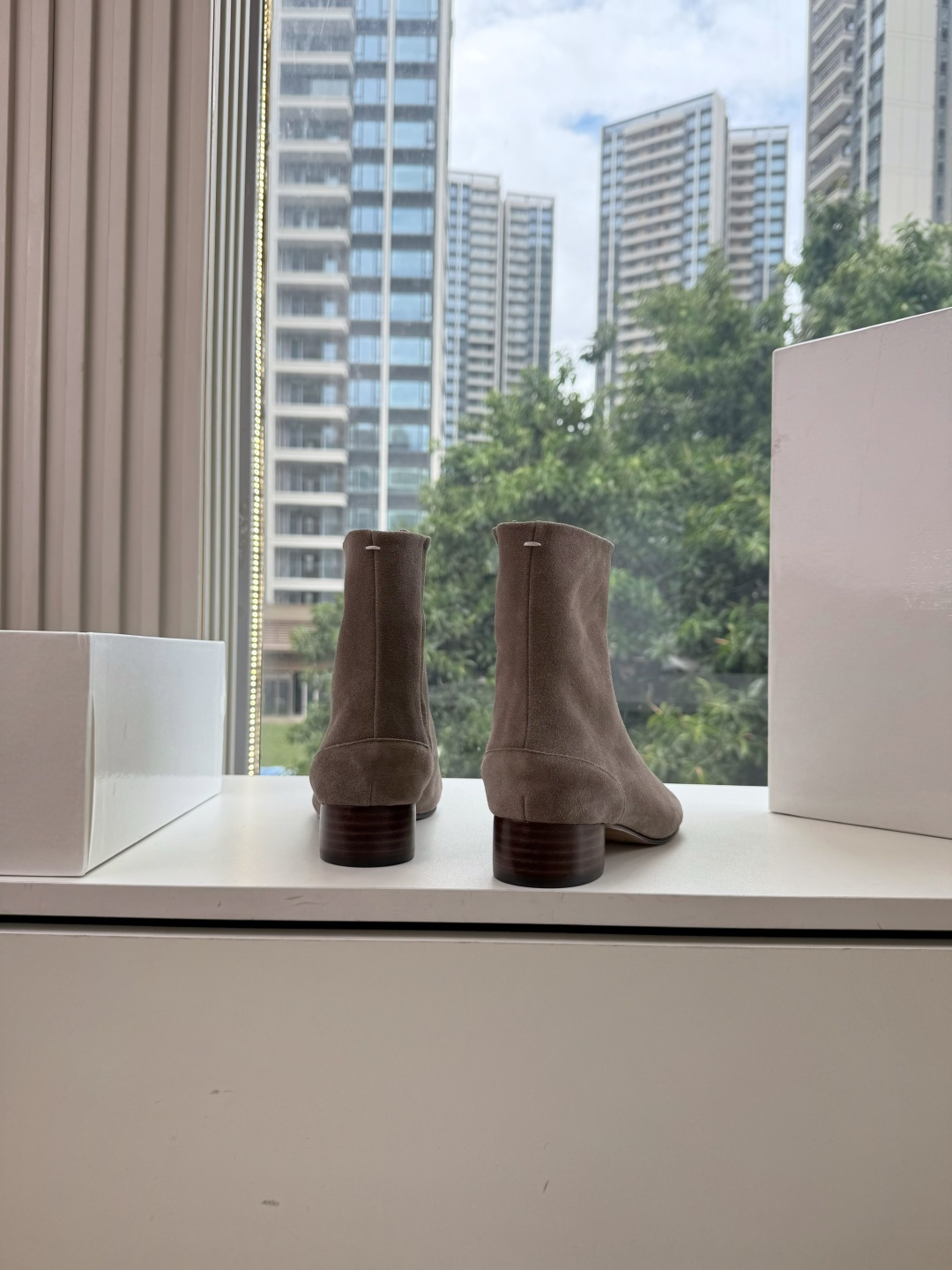 G077顶级品质Maison Margiel秋冬新款tabi分趾靴切尔西短靴 tabi分趾靴mm6夹趾鞋马吉拉分趾靴,牛 G077顶级品质Maison Margiel秋冬新款tabi分趾靴切尔西短靴 tabi分趾靴mm6夹趾鞋马吉拉分趾靴,牛