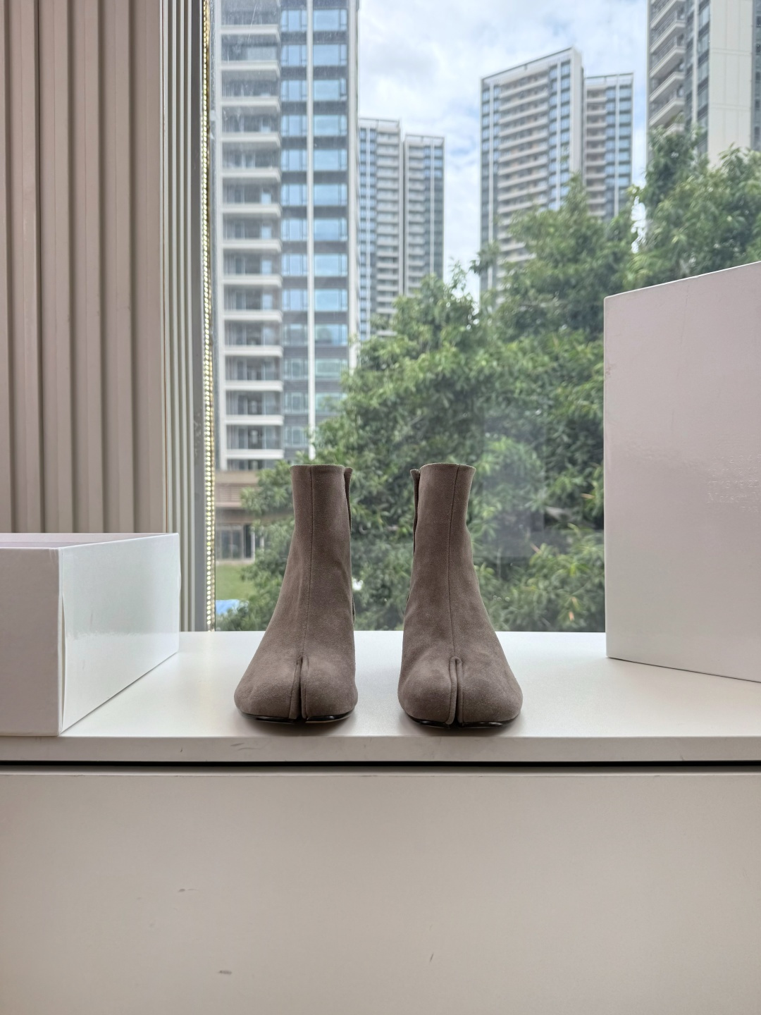 G077顶级品质Maison Margiel秋冬新款tabi分趾靴切尔西短靴 tabi分趾靴mm6夹趾鞋马吉拉分趾靴，牛