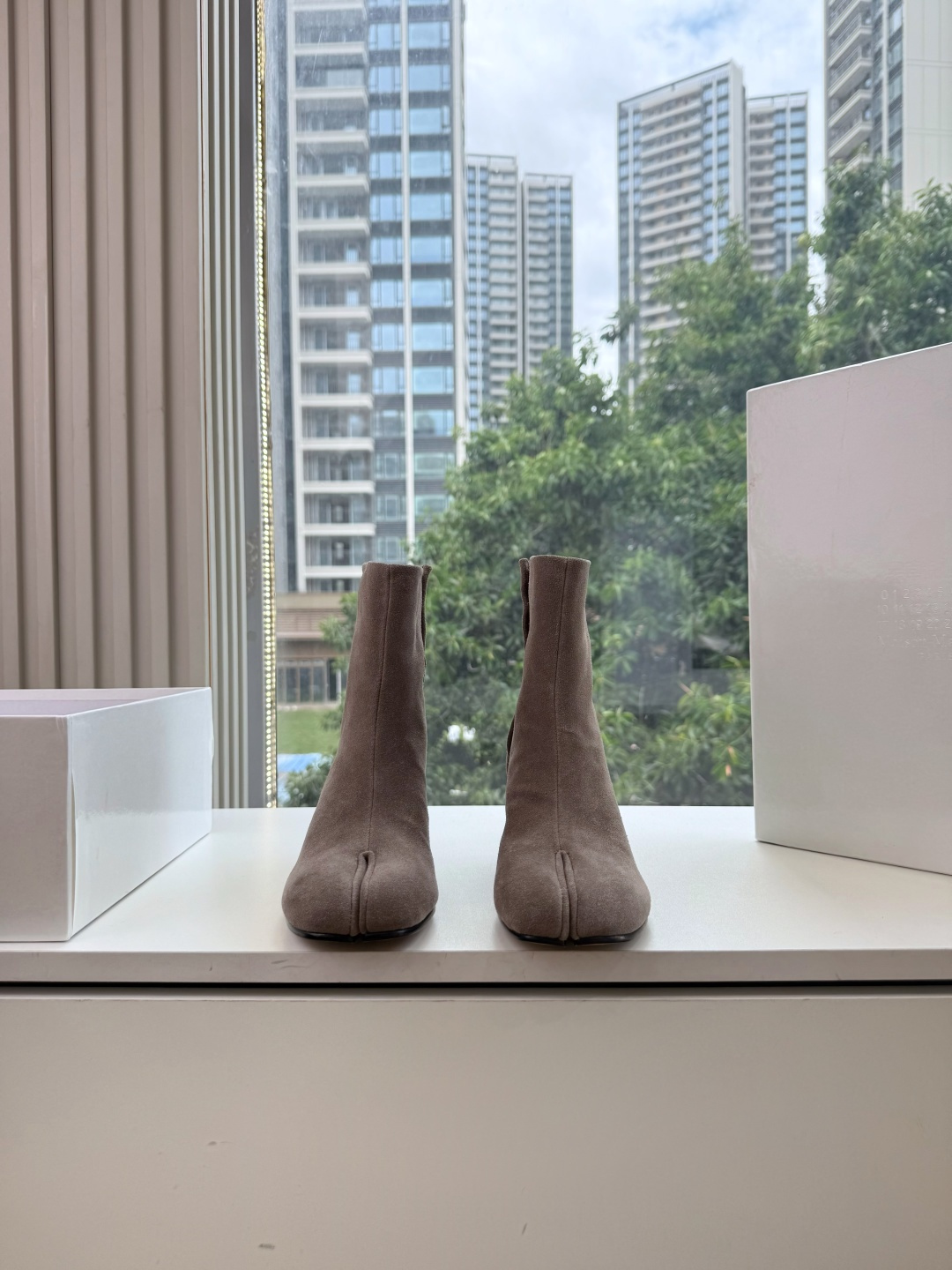 G077顶级品质Maison Margiel秋冬新款tabi分趾靴切尔西短靴 tabi分趾靴mm6夹趾鞋马吉拉分趾靴，牛