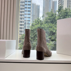 G077顶级品质Maison Margiel秋冬新款tabi分趾靴切尔西短靴 tabi分趾靴mm6夹趾鞋马吉拉分趾靴,牛 G077顶级品质Maison Margiel秋冬新款tabi分趾靴切尔西短靴 tabi分趾靴mm6夹趾鞋马吉拉分趾靴,牛