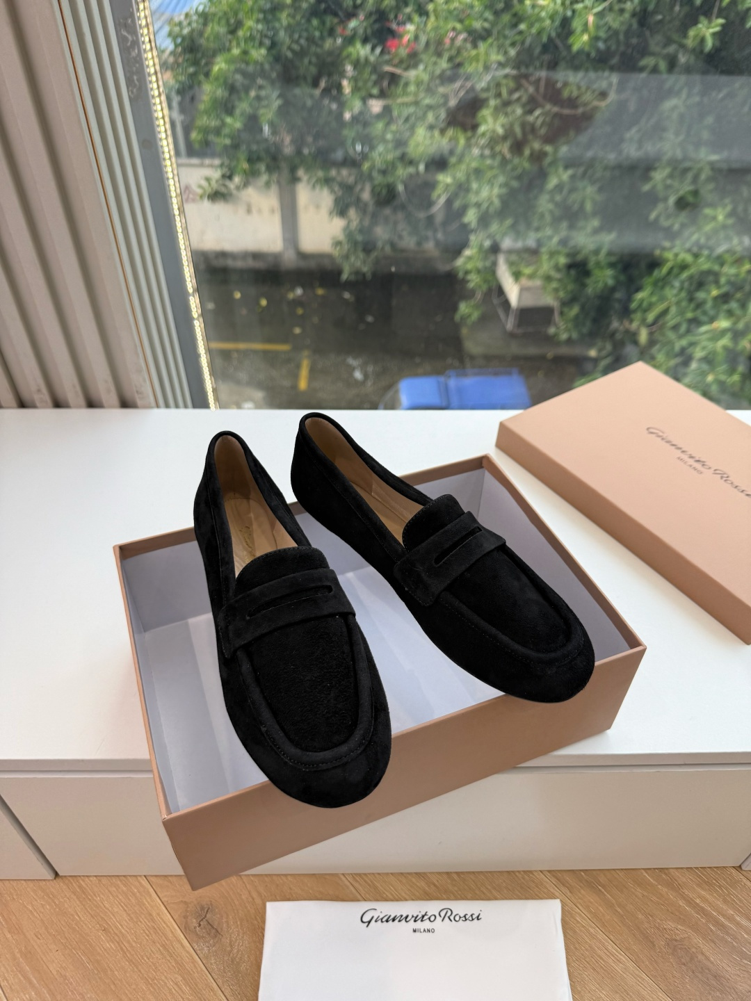 G305😀GianvitoRossi吉安维托罗西 平底 系列经典粉色羊反绒皮&粉色小羊皮 超级百搭的一款单品 面料 :原 G305😀GianvitoRossi吉安维托罗西 平底 系列经典粉色羊反绒皮&粉色小羊皮 超级百搭的一款单品 面料 :原