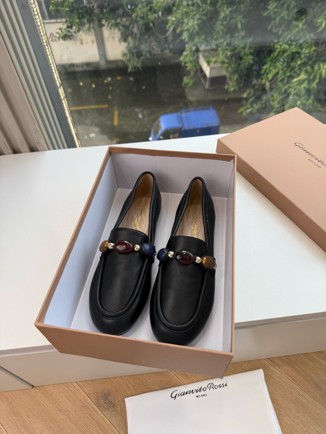 G305😀GianvitoRossi吉安维托罗西 平底 系列经典粉色羊反绒皮&粉色小羊皮 超级百搭的一款单品 面料 ：原