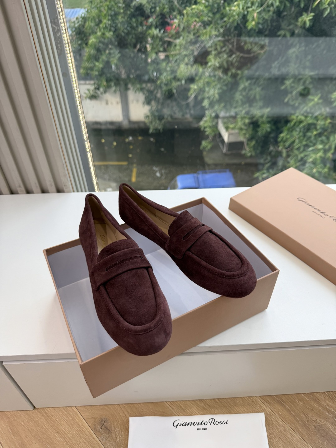 G305😀GianvitoRossi吉安维托罗西 平底 系列经典粉色羊反绒皮&粉色小羊皮 超级百搭的一款单品 面料 :原 G305😀GianvitoRossi吉安维托罗西 平底 系列经典粉色羊反绒皮&粉色小羊皮 超级百搭的一款单品 面料 :原
