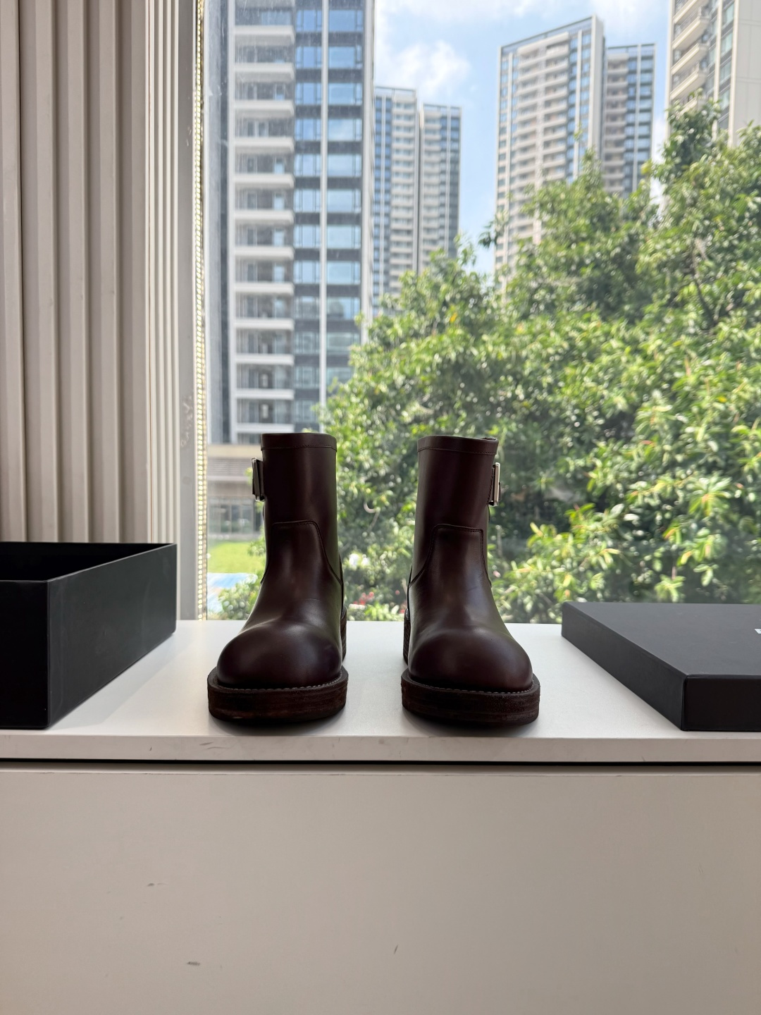 G002代购级别 所见即所得ANN Ann Demeulemeester 饰扣袢可拆设计及膝靴 DEMEULEMEEST