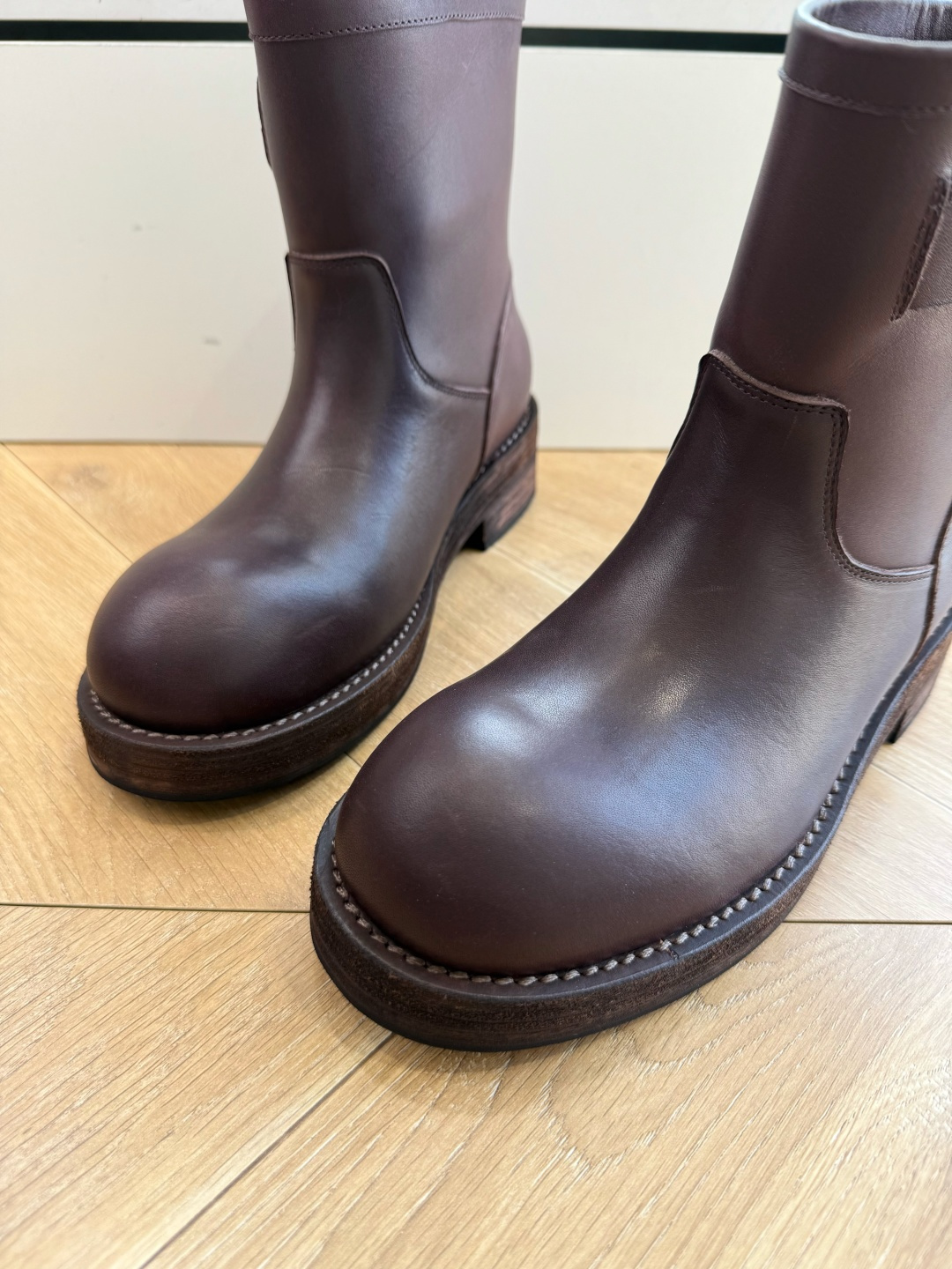 G002代购级别 所见即所得ANN Ann Demeulemeester 饰扣袢可拆设计及膝靴 DEMEULEMEEST G002代购级别 所见即所得ANN Ann Demeulemeester 饰扣袢可拆设计及膝靴 DEMEULEMEEST