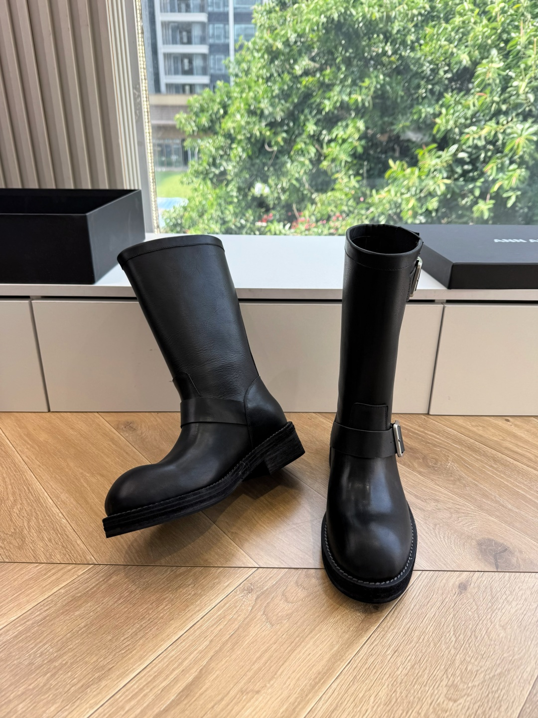 G002代购级别 所见即所得ANN Ann Demeulemeester 饰扣袢可拆设计及膝靴 DEMEULEMEEST G002代购级别 所见即所得ANN Ann Demeulemeester 饰扣袢可拆设计及膝靴 DEMEULEMEEST