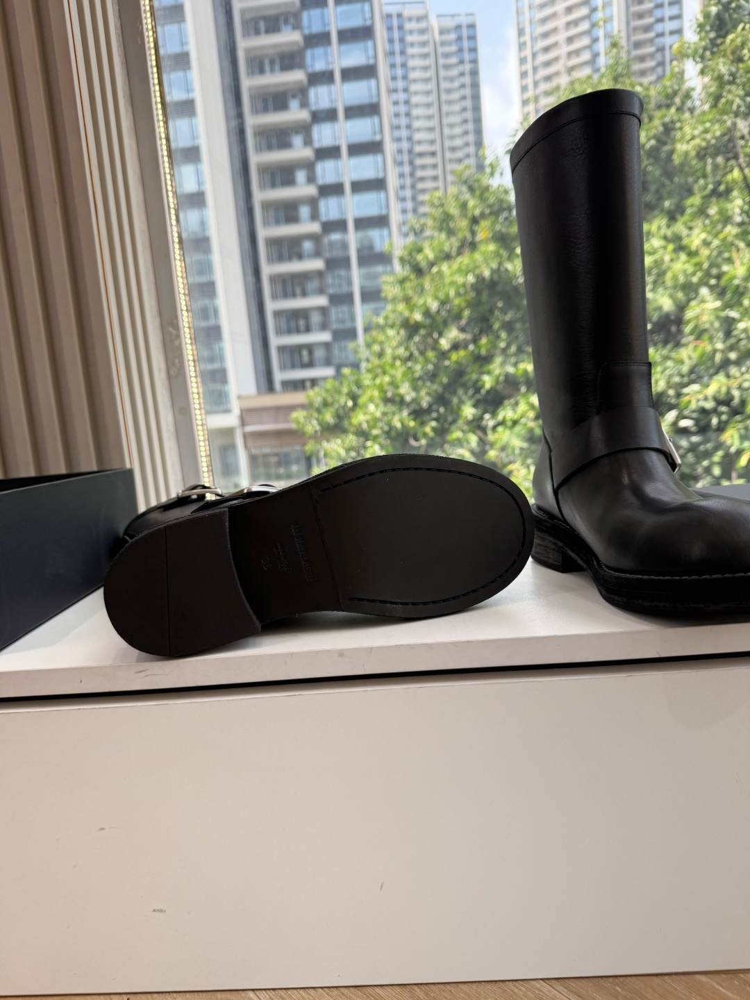 G002代购级别 所见即所得ANN Ann Demeulemeester 饰扣袢可拆设计及膝靴 DEMEULEMEEST G002代购级别 所见即所得ANN Ann Demeulemeester 饰扣袢可拆设计及膝靴 DEMEULEMEEST