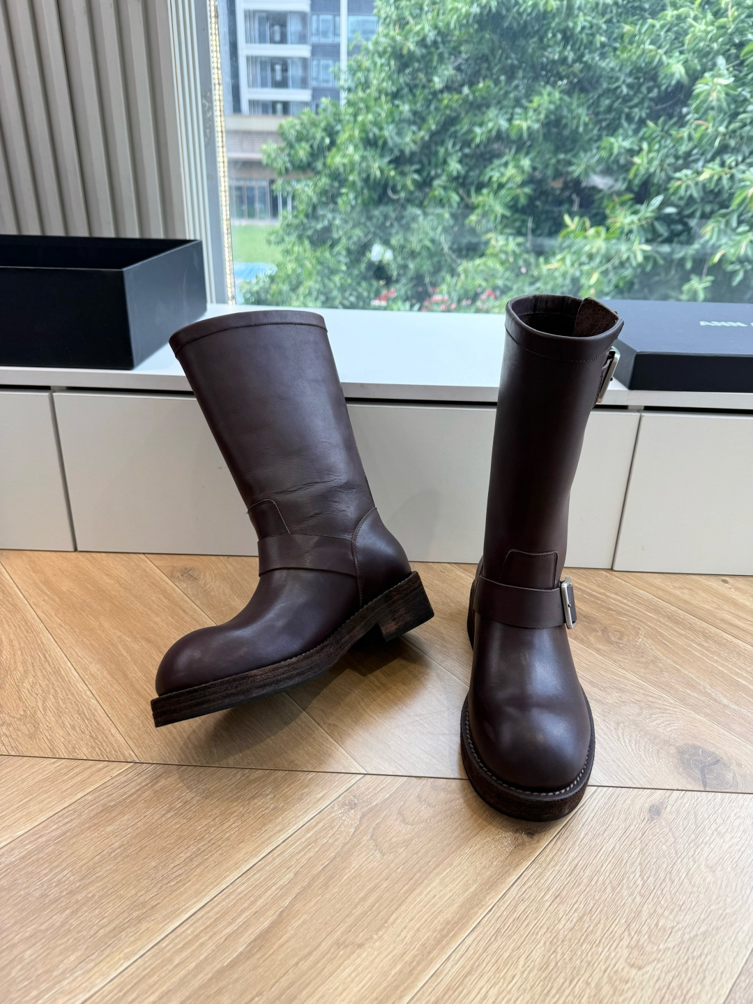 G002代购级别 所见即所得ANN Ann Demeulemeester 饰扣袢可拆设计及膝靴 DEMEULEMEEST G002代购级别 所见即所得ANN Ann Demeulemeester 饰扣袢可拆设计及膝靴 DEMEULEMEEST