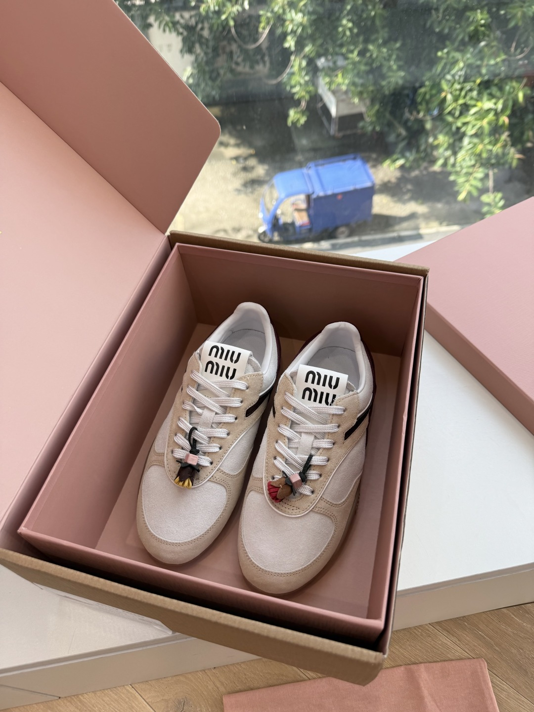 G086代购级别MiuMiu&N*•联名款新色上新 美拉德配色德训鞋运动鞋miumiu&nb530最新款新色上新!特别p G086代购级别MiuMiu&N*•联名款新色上新 美拉德配色德训鞋运动鞋miumiu&nb530最新款新色上新!特别p