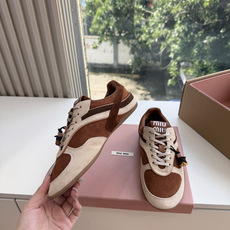 G086代购级别MiuMiu&N*•联名款新色上新 美拉德配色德训鞋运动鞋miumiu&nb530最新款新色上新!特别p G086代购级别MiuMiu&N*•联名款新色上新 美拉德配色德训鞋运动鞋miumiu&nb530最新款新色上新!特别p