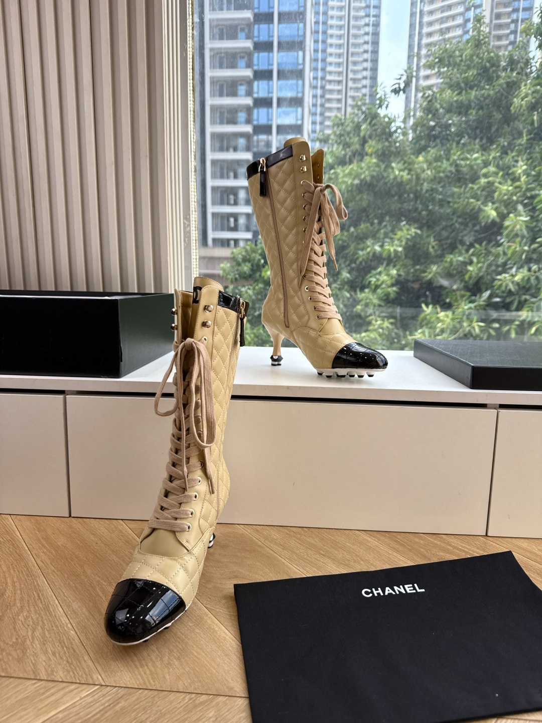 G170😀代购级别CHANEL 香奈儿*小香秋冬新款裤靴字母骑士靴库靴这款骑士靴真的是帅气时尚的代表,靴筒Chanel字 G170😀代购级别CHANEL 香奈儿*小香秋冬新款裤靴字母骑士靴库靴这款骑士靴真的是帅气时尚的代表,靴筒Chanel字