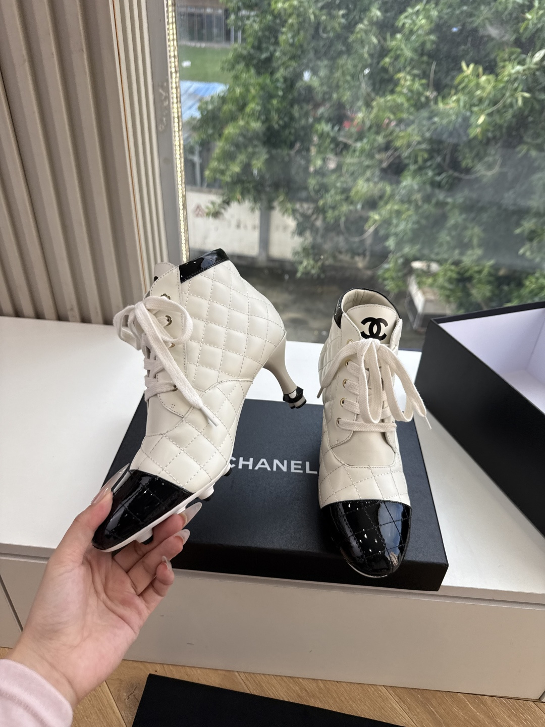 G170😀代购级别CHANEL 香奈儿*小香秋冬新款裤靴字母骑士靴库靴这款骑士靴真的是帅气时尚的代表,靴筒Chanel字 G170😀代购级别CHANEL 香奈儿*小香秋冬新款裤靴字母骑士靴库靴这款骑士靴真的是帅气时尚的代表,靴筒Chanel字