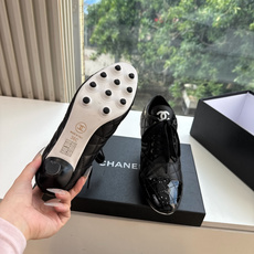 G170😀代购级别CHANEL 香奈儿*小香秋冬新款单鞋库靴这款骑士靴真的是帅气时尚的代表,靴筒Chanel字母点缀 低 G170😀代购级别CHANEL 香奈儿*小香秋冬新款单鞋库靴这款骑士靴真的是帅气时尚的代表,靴筒Chanel字母点缀 低