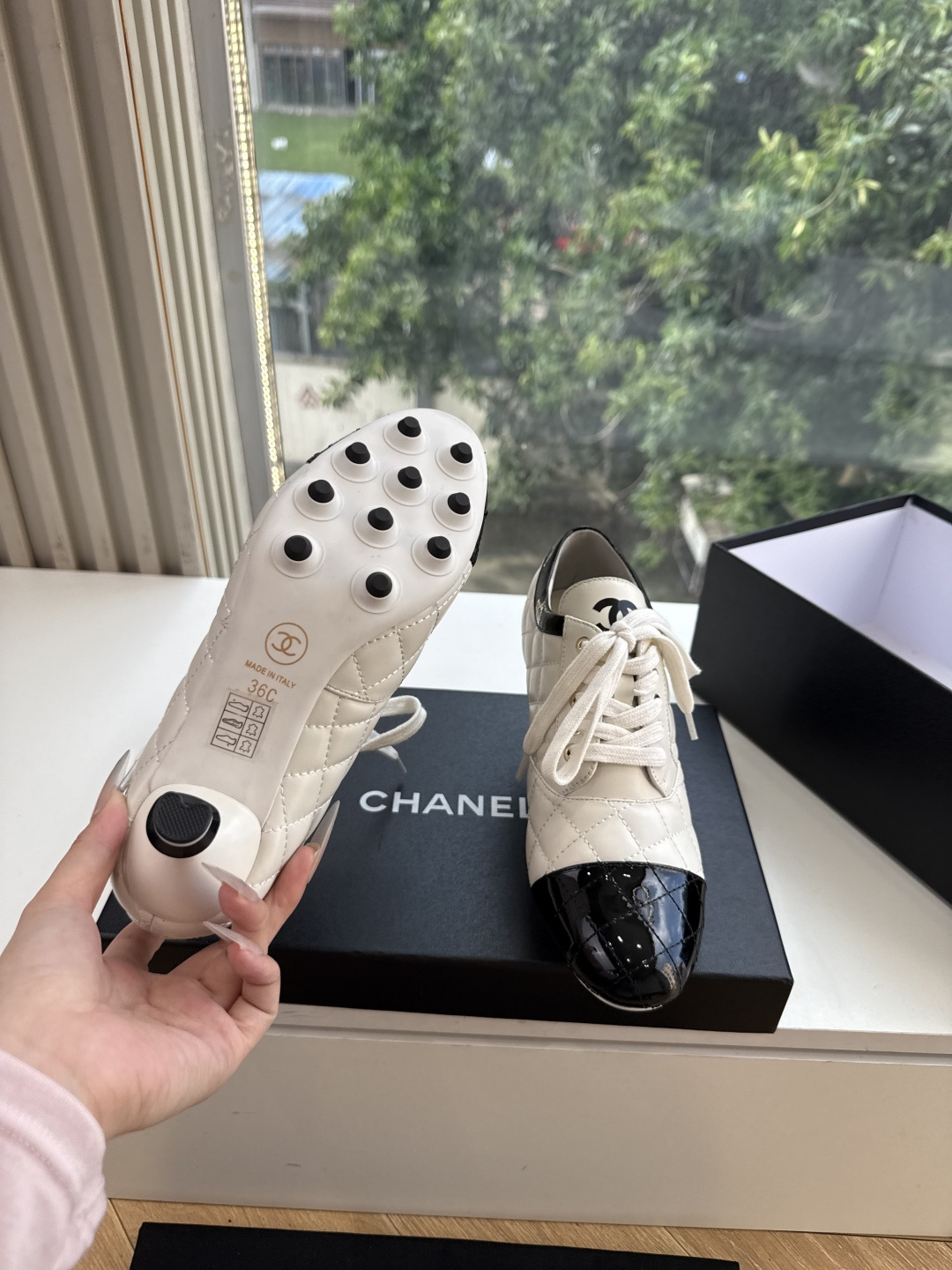 G170😀代购级别CHANEL 香奈儿*小香秋冬新款单鞋库靴这款骑士靴真的是帅气时尚的代表,靴筒Chanel字母点缀 低 G170😀代购级别CHANEL 香奈儿*小香秋冬新款单鞋库靴这款骑士靴真的是帅气时尚的代表,靴筒Chanel字母点缀 低