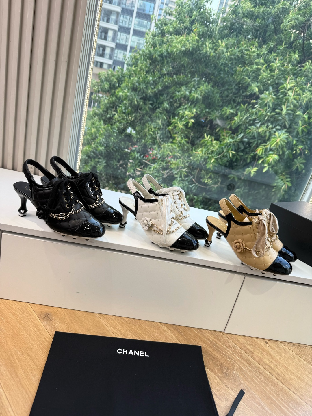 G170😀代购级别CHANEL 香奈儿*小香秋冬单鞋库靴这款骑士靴真的是帅气时尚的代表，靴筒Chanel字母点缀 低调不