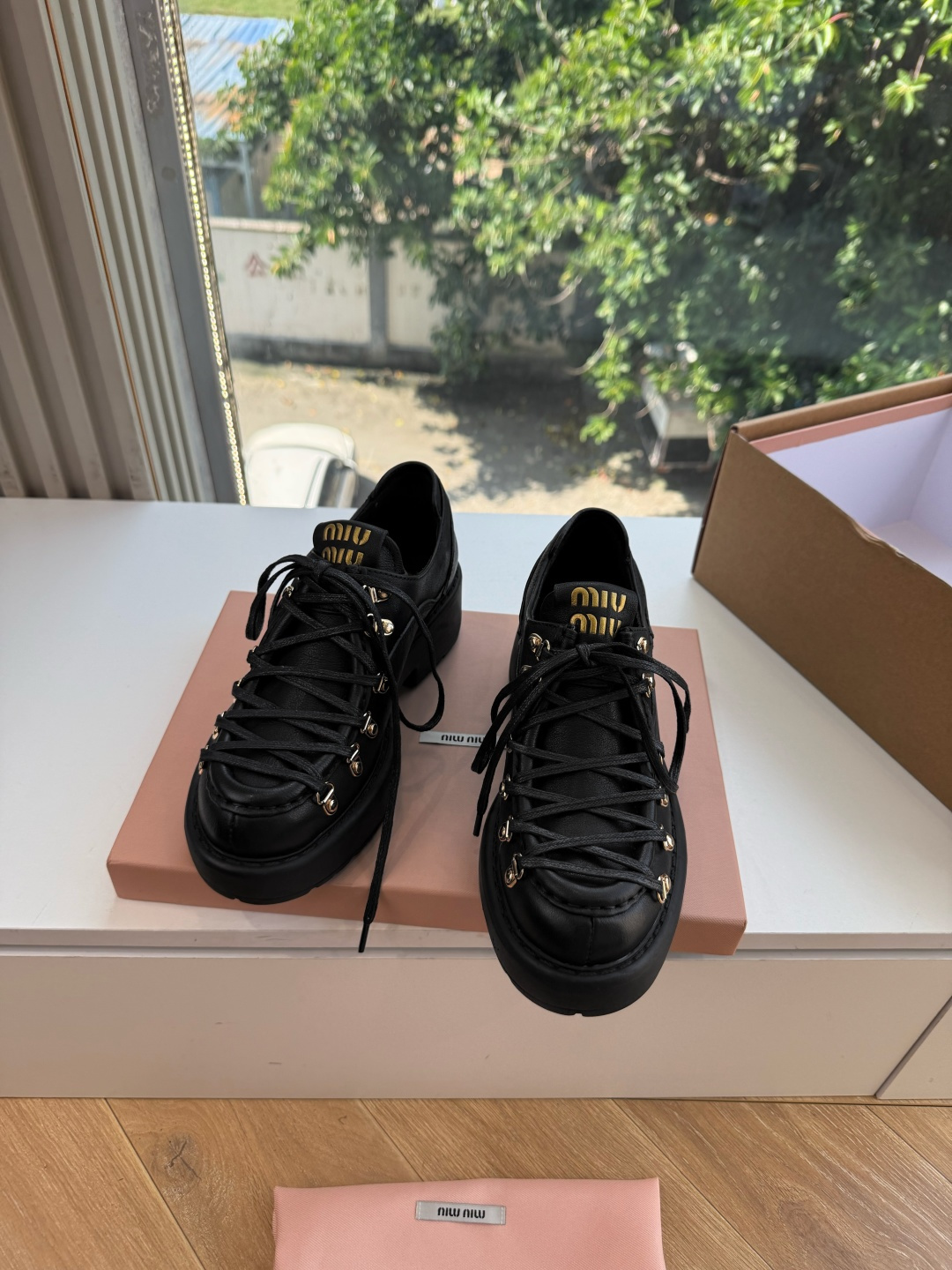 G027代购级独家上新Miu Miu2026真皮乐福鞋Zp开发 手工羊皮平底拖鞋秒杀市面版本Miu真的太少女奶呼呼的超级