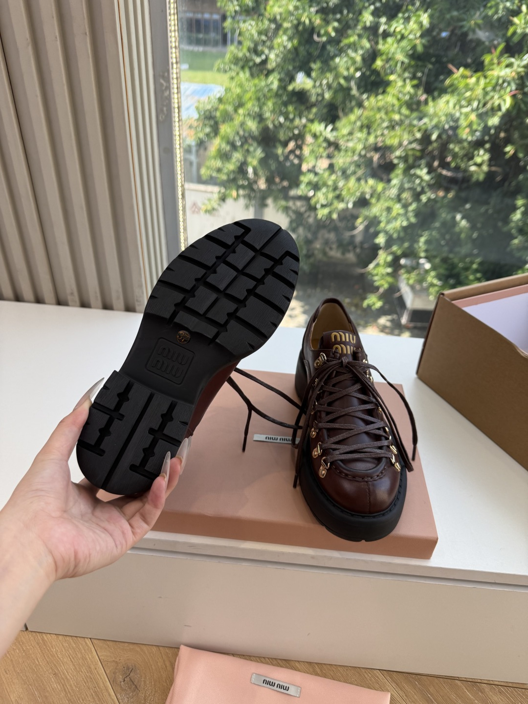 G027代购级独家上新Miu Miu2026真皮乐福鞋Zp开发 手工羊皮平底拖鞋秒杀市面版本Miu真的太少女奶呼呼的超级 G027代购级独家上新Miu Miu2026真皮乐福鞋Zp开发 手工羊皮平底拖鞋秒杀市面版本Miu真的太少女奶呼呼的超级