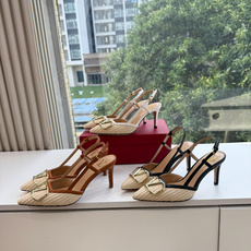 G678 VALENTINO华伦天奴经典凉鞋单鞋春夏VLOGO SIGNATURE鞋型线条流畅.版型超赞上脚舒适.增高. G678 VALENTINO华伦天奴经典凉鞋单鞋春夏VLOGO SIGNATURE鞋型线条流畅.版型超赞上脚舒适.增高.