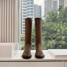 G012代购级别 Maison Margiela 玛吉拉tabi分趾Mm6真皮宽筒直筒长靴不过膝 秋冬新细高跟高筒靴最高 G012代购级别 Maison Margiela 玛吉拉tabi分趾Mm6真皮宽筒直筒长靴不过膝 秋冬新细高跟高筒靴最高