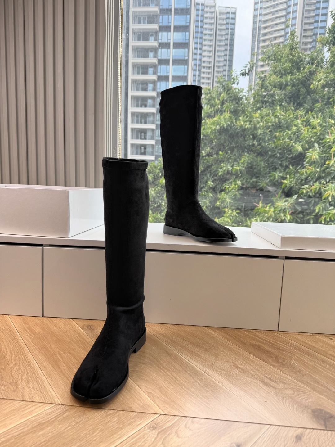 G012代购级别 Maison Margiela 玛吉拉tabi分趾Mm6真皮宽筒直筒长靴不过膝 秋冬新细高跟高筒靴最高
