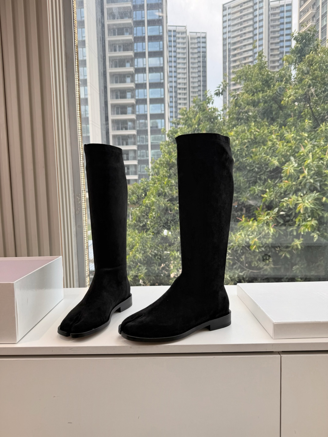 G012代购级别 Maison Margiela 玛吉拉tabi分趾Mm6真皮宽筒直筒长靴不过膝 秋冬新细高跟高筒靴最高