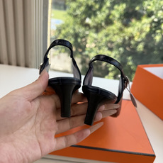 顶级品质G393所见即所得顶级品质Hermes爱马仕春夏最新kelly扣时装玛丽珍乐福鞋经典的版型 搭配极具辨识度的马家 顶级品质G393所见即所得顶级品质Hermes爱马仕春夏最新kelly扣时装玛丽珍乐福鞋经典的版型 搭配极具辨识度的马家