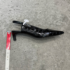 顶级品质G393所见即所得顶级品质Hermes爱马仕春夏最新kelly扣时装玛丽珍乐福鞋经典的版型 搭配极具辨识度的马家 顶级品质G393所见即所得顶级品质Hermes爱马仕春夏最新kelly扣时装玛丽珍乐福鞋经典的版型 搭配极具辨识度的马家