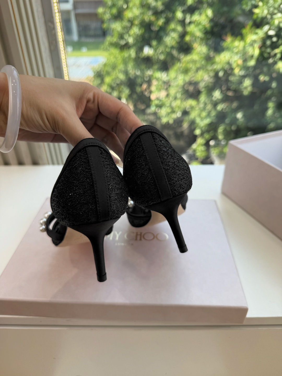 G987所见即所得JimmyCho*吉米周爆品高跟凉鞋高跟鞋 这也太仙了叭,像艺术品一样美到窒息的很生动形象,很温柔很 G987所见即所得JimmyCho*吉米周爆品高跟凉鞋高跟鞋 这也太仙了叭,像艺术品一样美到窒息的很生动形象,很温柔很
