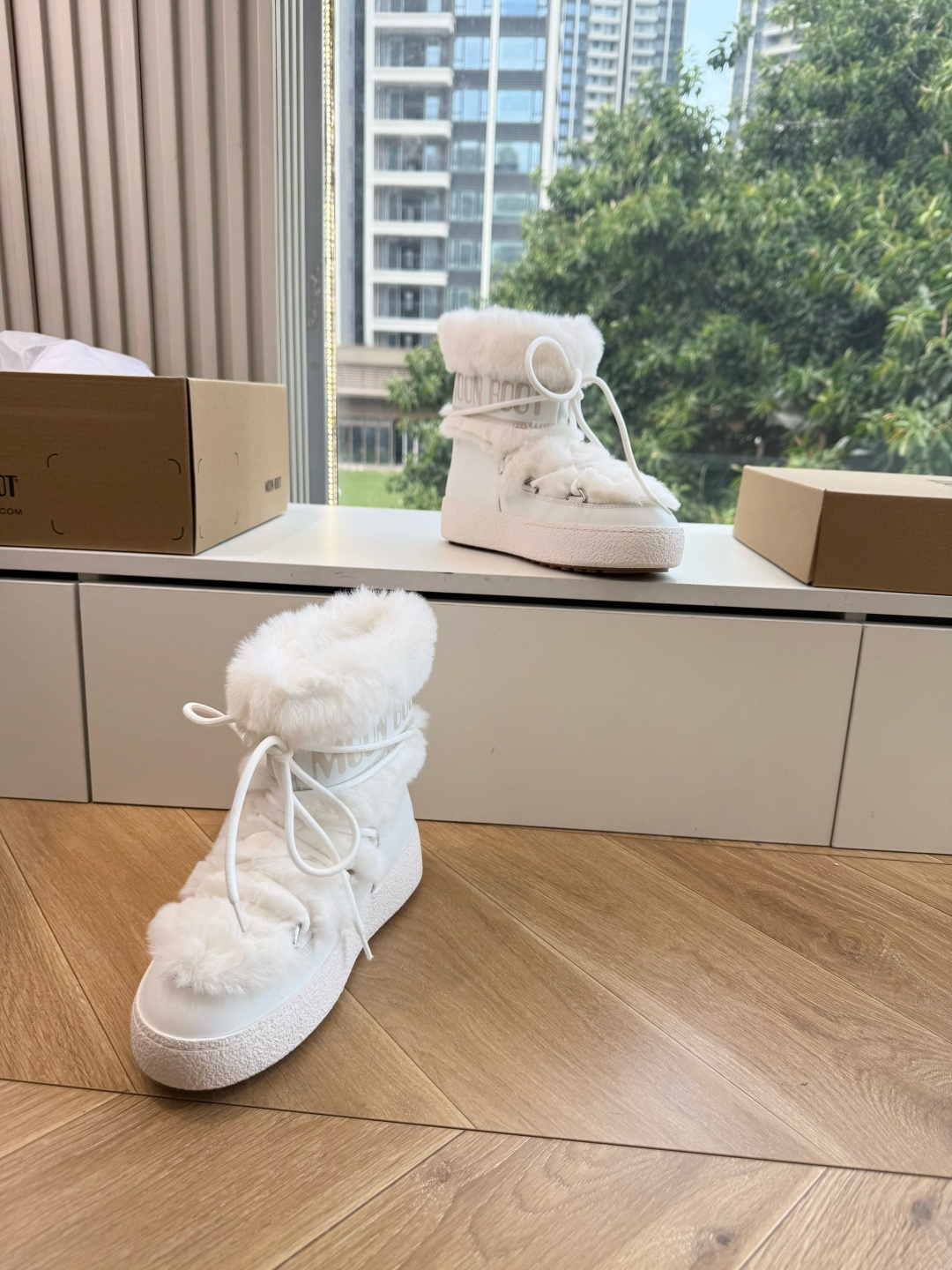 G275😃Moon Boot/ 最新vs秋冬最新款雪地靴系丑萌毛毛雪地靴  忘了UGG吧，时髦人都在穿Moon Boot