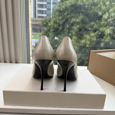 G288顶级品质Saint Laurent / 圣罗兰新款单鞋尖头高跟鞋YSL姐姐的美丽尤物高跟鞋 又是人间圣罗兰 Ro G288顶级品质Saint Laurent / 圣罗兰新款单鞋尖头高跟鞋YSL姐姐的美丽尤物高跟鞋 又是人间圣罗兰 Ro