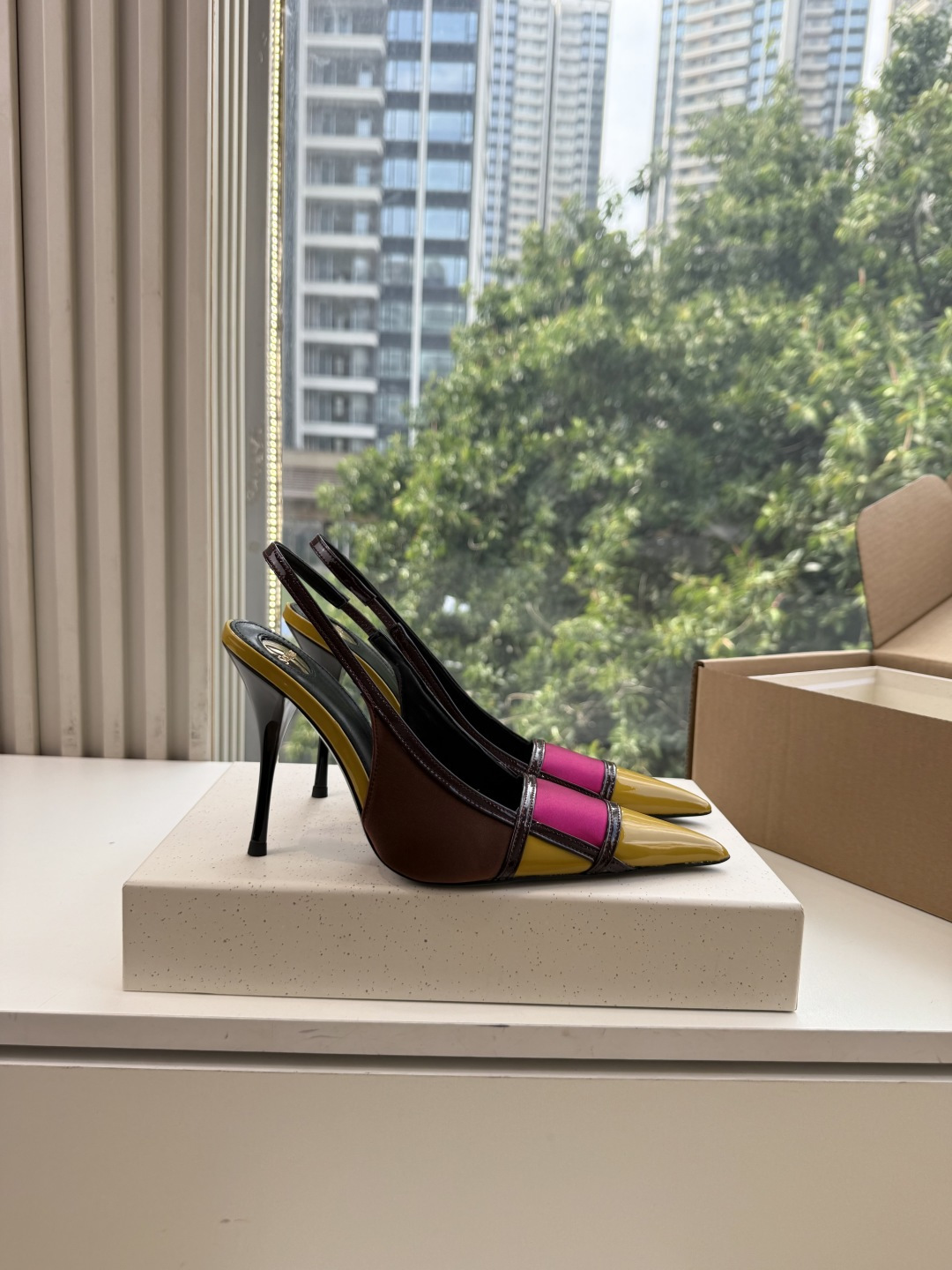 G288顶级品质Saint Laurent / 圣罗兰新款单鞋尖头高跟鞋YSL姐姐的美丽尤物高跟鞋 又是人间圣罗兰 Ro