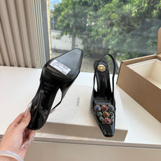 G288顶级品质Saint Laurent / 圣罗兰新款单鞋尖头高跟鞋YSL姐姐的美丽尤物高跟鞋 又是人间圣罗兰 Ro G288顶级品质Saint Laurent / 圣罗兰新款单鞋尖头高跟鞋YSL姐姐的美丽尤物高跟鞋 又是人间圣罗兰 Ro
