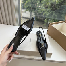 G288顶级品质Saint Laurent / 圣罗兰新款单鞋尖头高跟鞋YSL姐姐的美丽尤物高跟鞋 又是人间圣罗兰 Ro G288顶级品质Saint Laurent / 圣罗兰新款单鞋尖头高跟鞋YSL姐姐的美丽尤物高跟鞋 又是人间圣罗兰 Ro