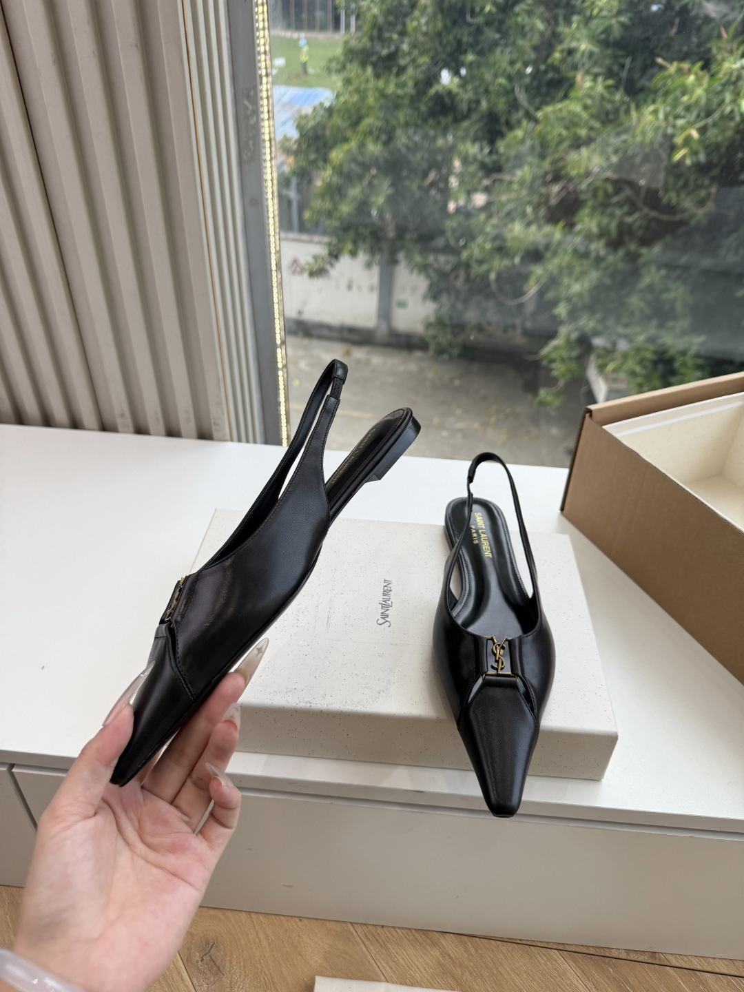 G288顶级品质Saint Laurent / 圣罗兰新款单鞋尖头高跟鞋YSL姐姐的美丽尤物高跟鞋 又是人间圣罗兰 Ro G288顶级品质Saint Laurent / 圣罗兰新款单鞋尖头高跟鞋YSL姐姐的美丽尤物高跟鞋 又是人间圣罗兰 Ro
