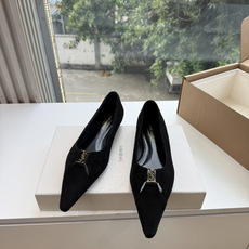 G288顶级品质Saint Laurent / 圣罗兰新款单鞋尖头高跟鞋YSL姐姐的美丽尤物高跟鞋 又是人间圣罗兰 Ro G288顶级品质Saint Laurent / 圣罗兰新款单鞋尖头高跟鞋YSL姐姐的美丽尤物高跟鞋 又是人间圣罗兰 Ro