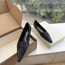 G288顶级品质Saint Laurent / 圣罗兰新款单鞋尖头高跟鞋YSL姐姐的美丽尤物高跟鞋 又是人间圣罗兰 Ro G288顶级品质Saint Laurent / 圣罗兰新款单鞋尖头高跟鞋YSL姐姐的美丽尤物高跟鞋 又是人间圣罗兰 Ro
