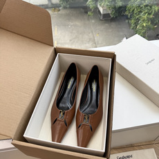 G288顶级品质Saint Laurent / 圣罗兰新款单鞋尖头高跟鞋YSL姐姐的美丽尤物高跟鞋 又是人间圣罗兰 Ro G288顶级品质Saint Laurent / 圣罗兰新款单鞋尖头高跟鞋YSL姐姐的美丽尤物高跟鞋 又是人间圣罗兰 Ro