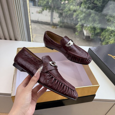 男➕20😀G988顶级品质 Christian Louboutin | 2026s𝐒原版CL全新秀款乐福单鞋 新款专柜同 男➕20😀G988顶级品质 Christian Louboutin | 2026s𝐒原版CL全新秀款乐福单鞋 新款专柜同