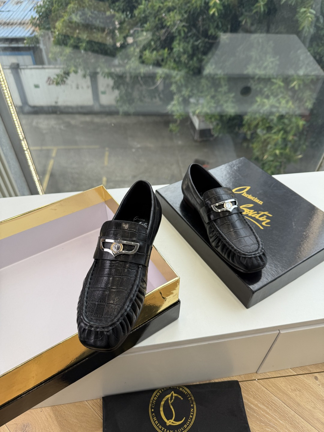 男➕20😀G988顶级品质 Christian Louboutin | 2026s𝐒原版CL全新秀款乐福单鞋 新款专柜同 男➕20😀G988顶级品质 Christian Louboutin | 2026s𝐒原版CL全新秀款乐福单鞋 新款专柜同