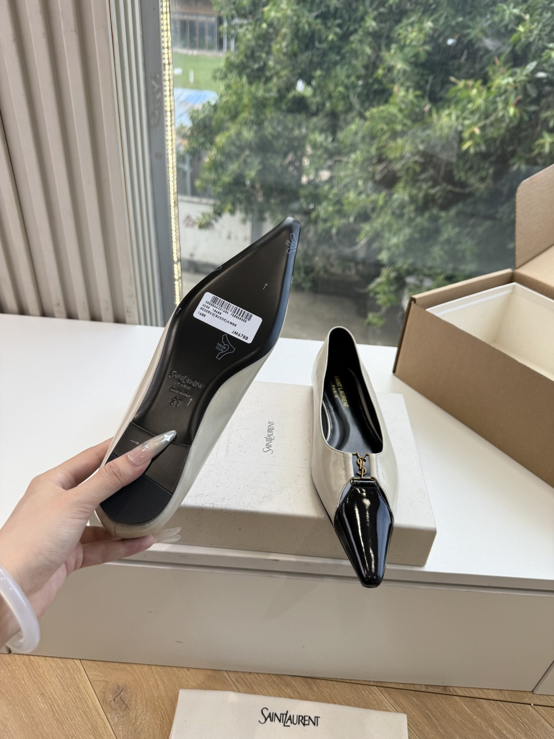 G288顶级品质Saint Laurent / 圣罗兰新款单鞋尖头高跟鞋YSL姐姐的美丽尤物高跟鞋 又是人间圣罗兰 Ro G288顶级品质Saint Laurent / 圣罗兰新款单鞋尖头高跟鞋YSL姐姐的美丽尤物高跟鞋 又是人间圣罗兰 Ro