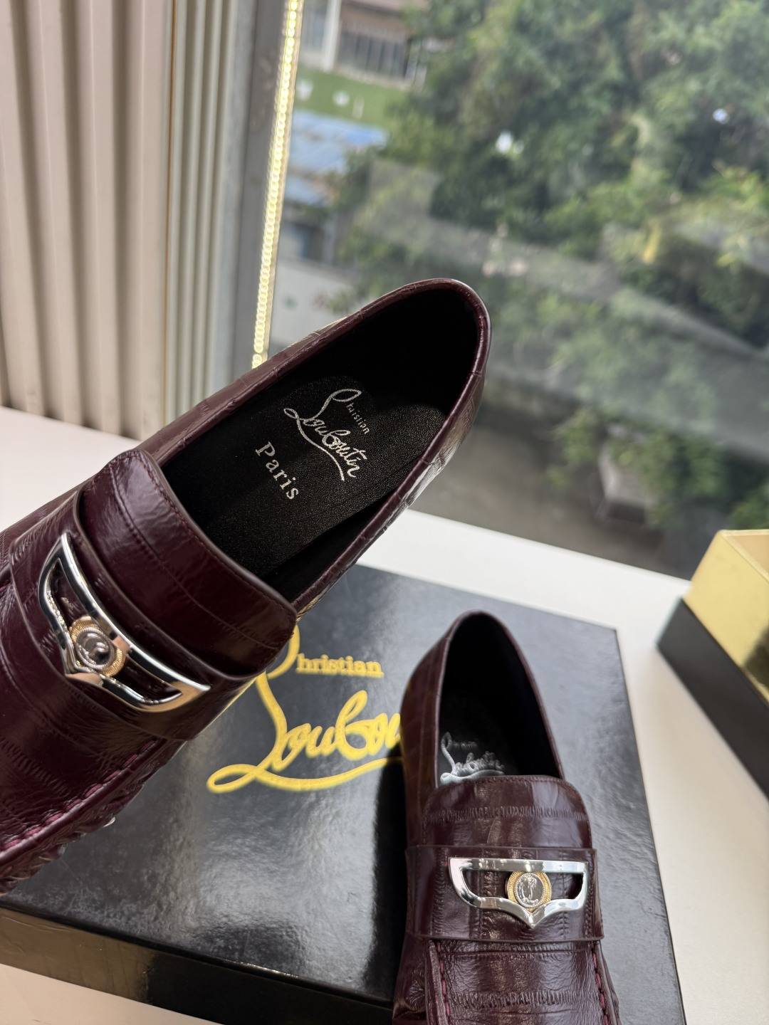男➕20😀G988顶级品质 Christian Louboutin | 2026s𝐒原版CL全新秀款乐福单鞋 新款专柜同 男➕20😀G988顶级品质 Christian Louboutin | 2026s𝐒原版CL全新秀款乐福单鞋 新款专柜同