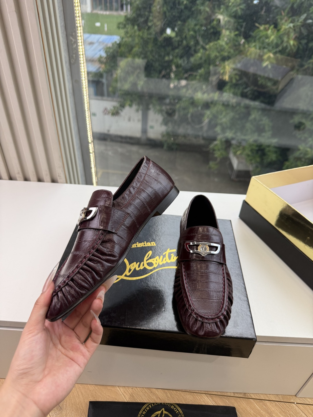 男➕20😀G988顶级品质 Christian Louboutin | 2026s𝐒原版CL全新秀款乐福单鞋 新款专柜同 男➕20😀G988顶级品质 Christian Louboutin | 2026s𝐒原版CL全新秀款乐福单鞋 新款专柜同