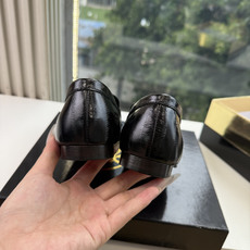 男➕20😀G988顶级品质 Christian Louboutin | 2026s𝐒原版CL全新秀款乐福单鞋 新款专柜同 男➕20😀G988顶级品质 Christian Louboutin | 2026s𝐒原版CL全新秀款乐福单鞋 新款专柜同