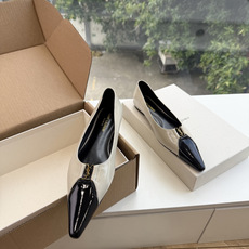 G288顶级品质Saint Laurent / 圣罗兰新款单鞋尖头高跟鞋YSL姐姐的美丽尤物高跟鞋 又是人间圣罗兰 Ro G288顶级品质Saint Laurent / 圣罗兰新款单鞋尖头高跟鞋YSL姐姐的美丽尤物高跟鞋 又是人间圣罗兰 Ro
