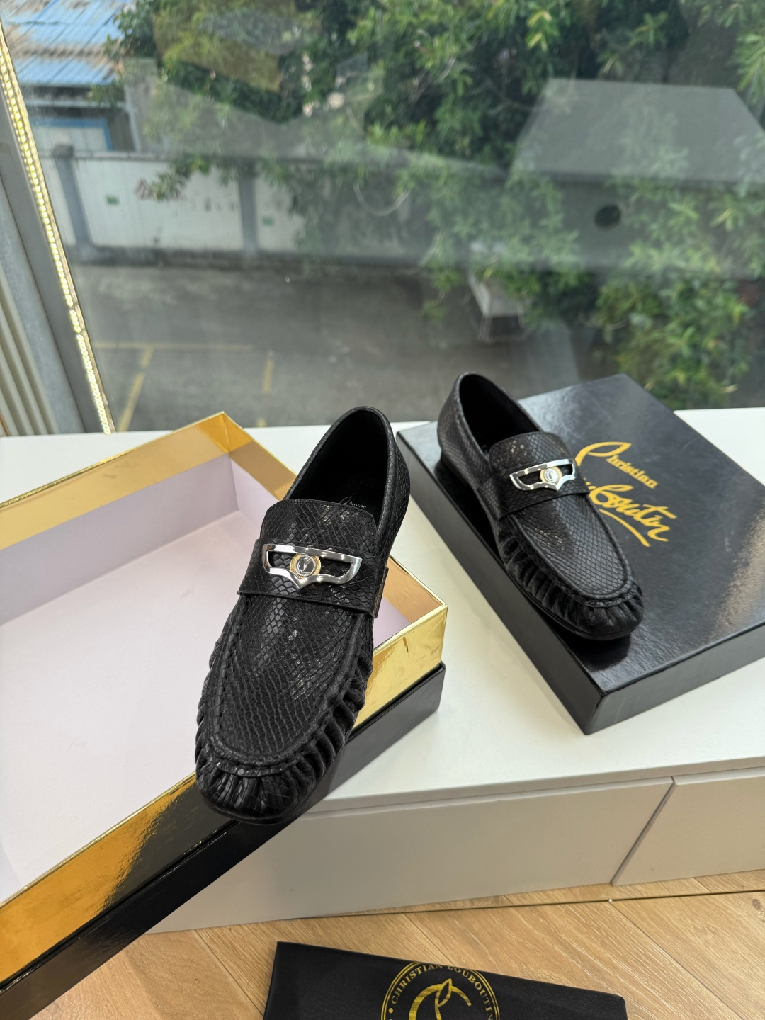 男➕20😀G988顶级品质 Christian Louboutin | 2026s𝐒原版CL全新秀款乐福单鞋 新款专柜同 男➕20😀G988顶级品质 Christian Louboutin | 2026s𝐒原版CL全新秀款乐福单鞋 新款专柜同