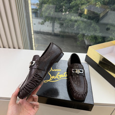男➕20😀G988顶级品质 Christian Louboutin | 2026s𝐒原版CL全新秀款乐福单鞋 新款专柜同 男➕20😀G988顶级品质 Christian Louboutin | 2026s𝐒原版CL全新秀款乐福单鞋 新款专柜同