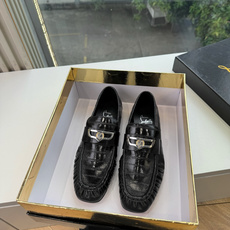男➕20😀G988顶级品质 Christian Louboutin | 2026s𝐒原版CL全新秀款乐福单鞋 新款专柜同 男➕20😀G988顶级品质 Christian Louboutin | 2026s𝐒原版CL全新秀款乐福单鞋 新款专柜同