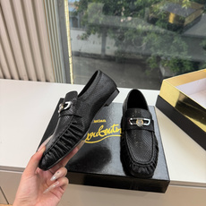 男➕20😀G988顶级品质 Christian Louboutin | 2026s𝐒原版CL全新秀款乐福单鞋 新款专柜同 男➕20😀G988顶级品质 Christian Louboutin | 2026s𝐒原版CL全新秀款乐福单鞋 新款专柜同