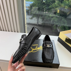 男➕20😀G988顶级品质 Christian Louboutin | 2026s𝐒原版CL全新秀款乐福单鞋 新款专柜同 男➕20😀G988顶级品质 Christian Louboutin | 2026s𝐒原版CL全新秀款乐福单鞋 新款专柜同