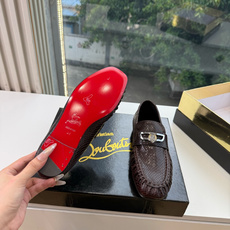 男➕20😀G988顶级品质 Christian Louboutin | 2026s𝐒原版CL全新秀款乐福单鞋 新款专柜同 男➕20😀G988顶级品质 Christian Louboutin | 2026s𝐒原版CL全新秀款乐福单鞋 新款专柜同